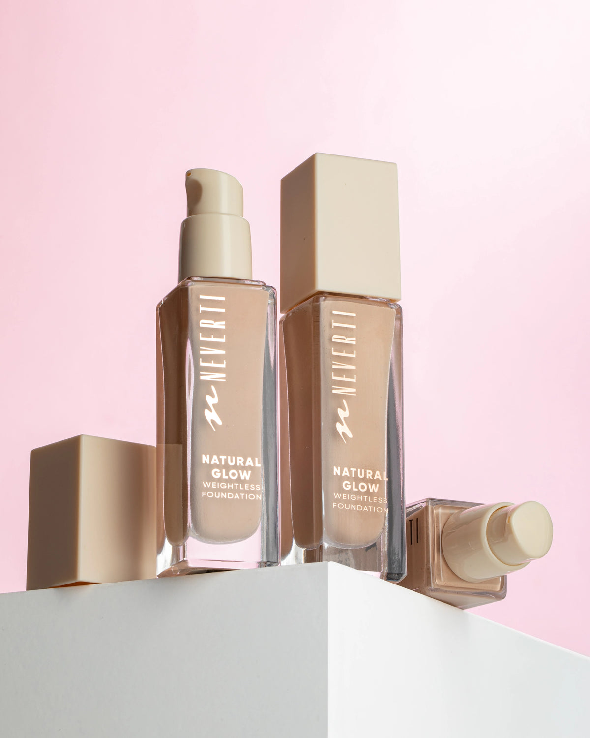 Natural Glow Weightless Foundation